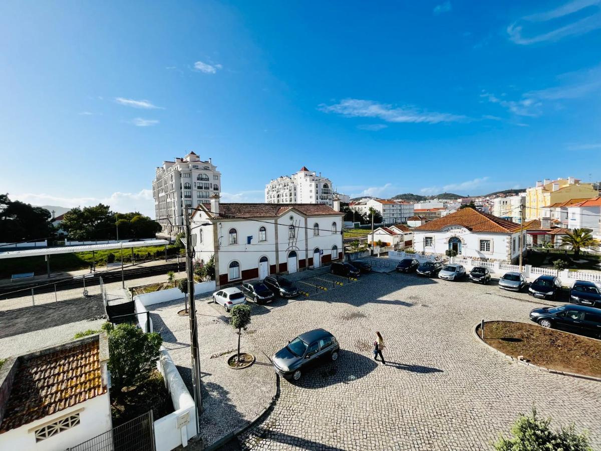 Appartamento Casa Da Estacao_São Martinho do Porto Esterno foto